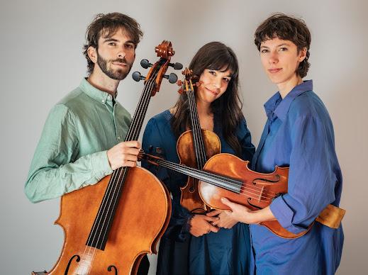 Ensemble Satellite 2